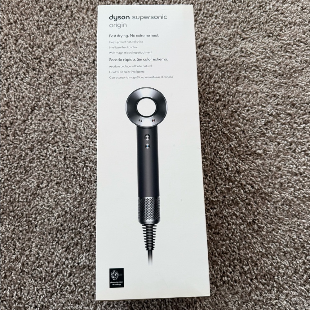 Dyson supersonic origin hair dryer NWT